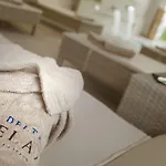 Delta 5*