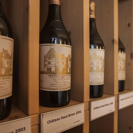 Delta 5* أسكونا